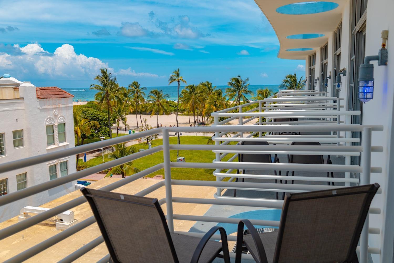 Suite With Rooftop-Pool And Bar On Ocean Dr Miami Beach Exterior photo